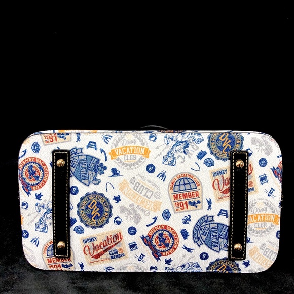 2021 Disney Parks Dooney & Bourke DVC Vacation Club Satchel Hand Bag Purse A NEW - Picture 5 of 6